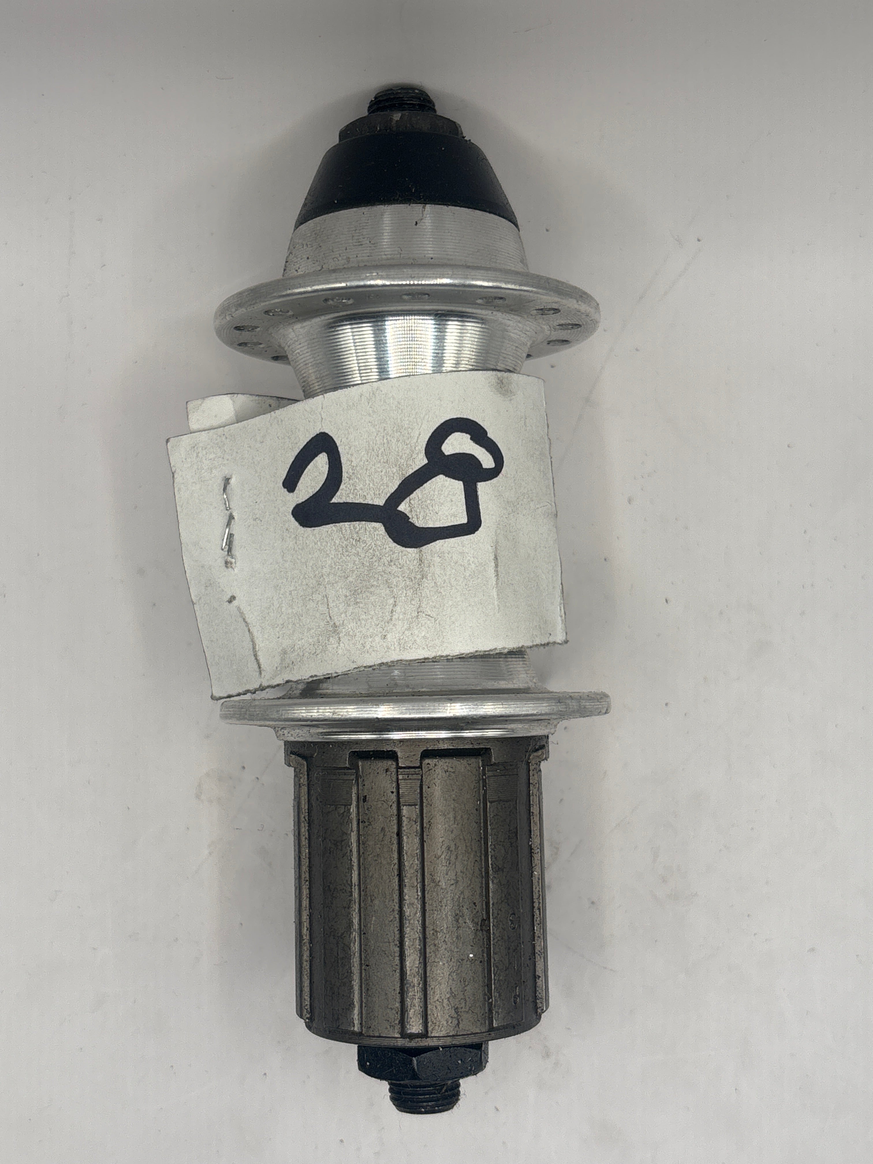 Moyeu argent 28H 10 vitesses